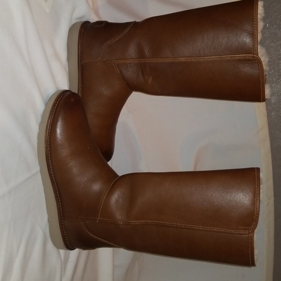 UGG Shoes - Water resistant
